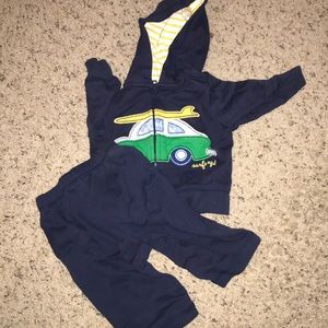 Carters 2 piece outfit
